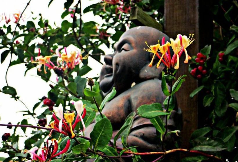 Reservoir View Motel