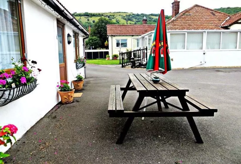 Reservoir View Motel