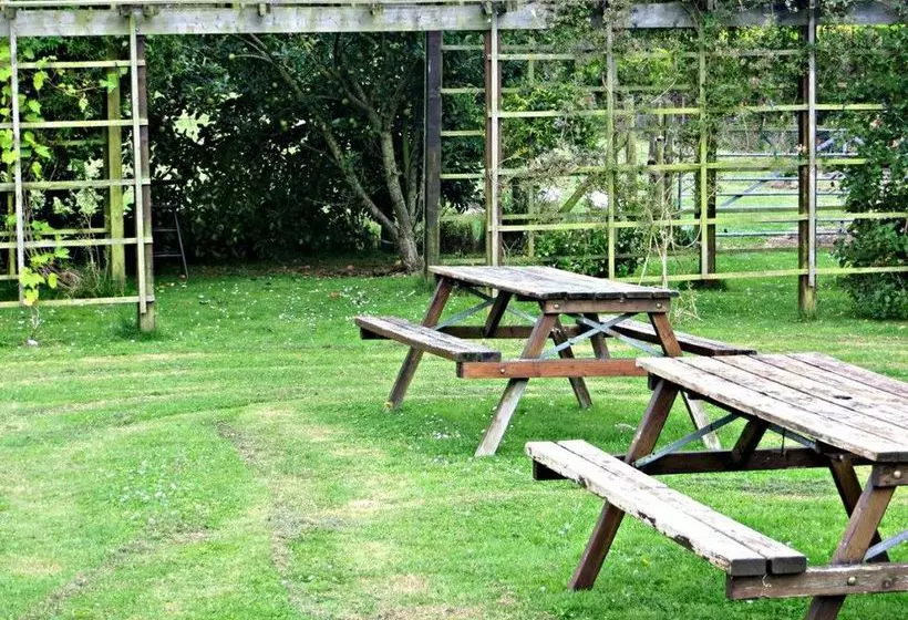 Reservoir View Motel