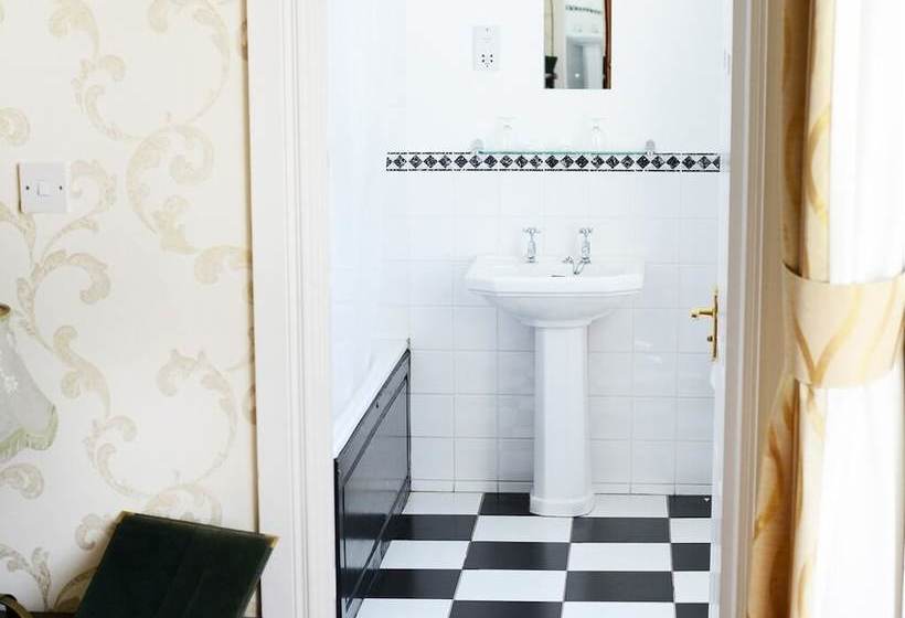 مبيت وإفطار Belmont Hall