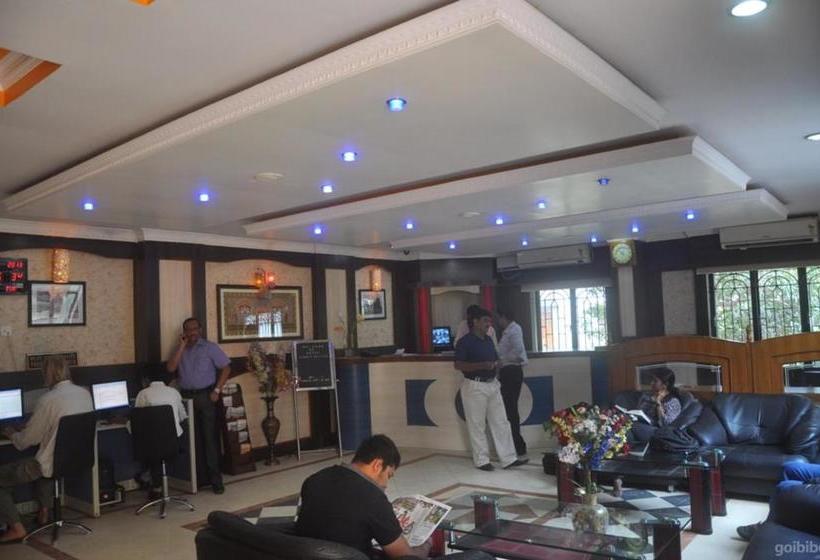 Hostal Sambit Royale