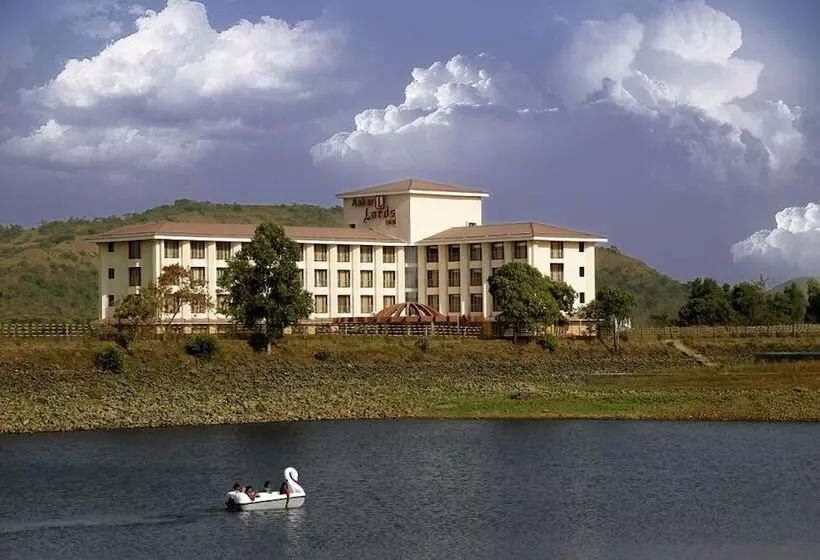 ホテル Aakar Lords Inn Saputara