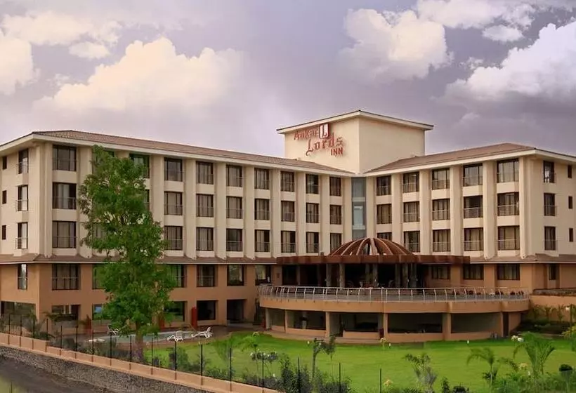 ホテル Aakar Lords Inn Saputara