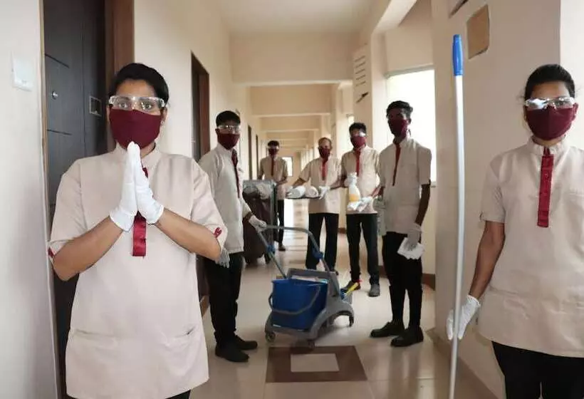 ホテル Aakar Lords Inn Saputara