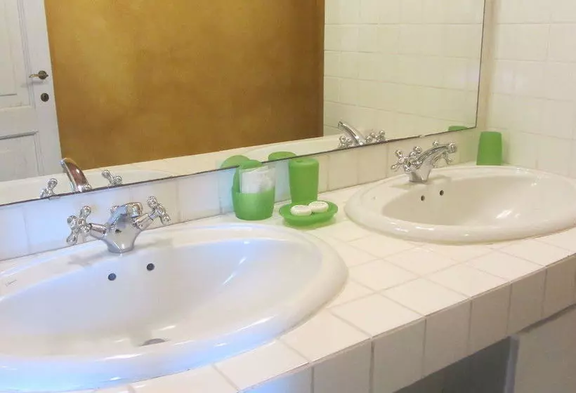 فندق Agriturismo Podere Pratovecchio