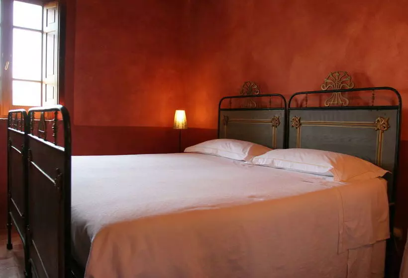 فندق Agriturismo Podere Pratovecchio