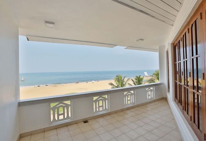 בית מלון כפרי C Negombo