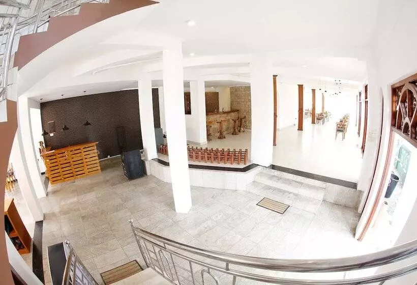 Hotel C Negombo