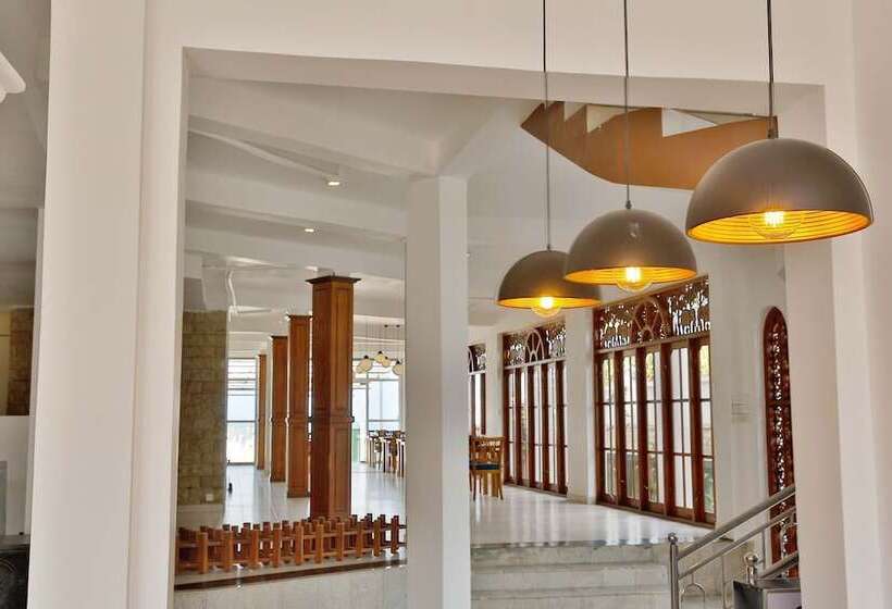 בית מלון כפרי C Negombo