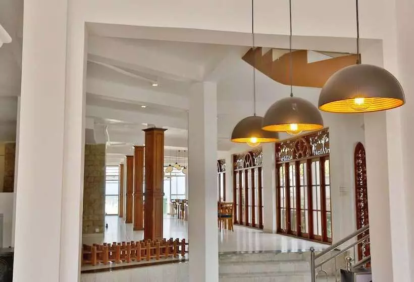 Hotel C Negombo