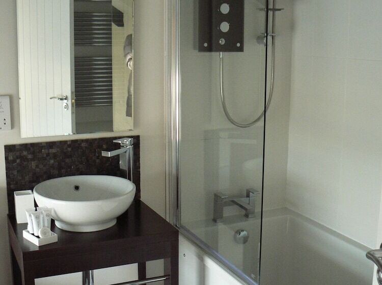 בית מלון כפרי Cape Cornwall Golf & Leisure