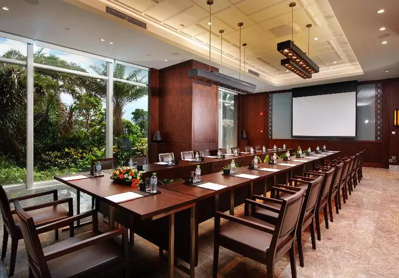 Hotel Intercontinental Haikou Seaview, An Ihg