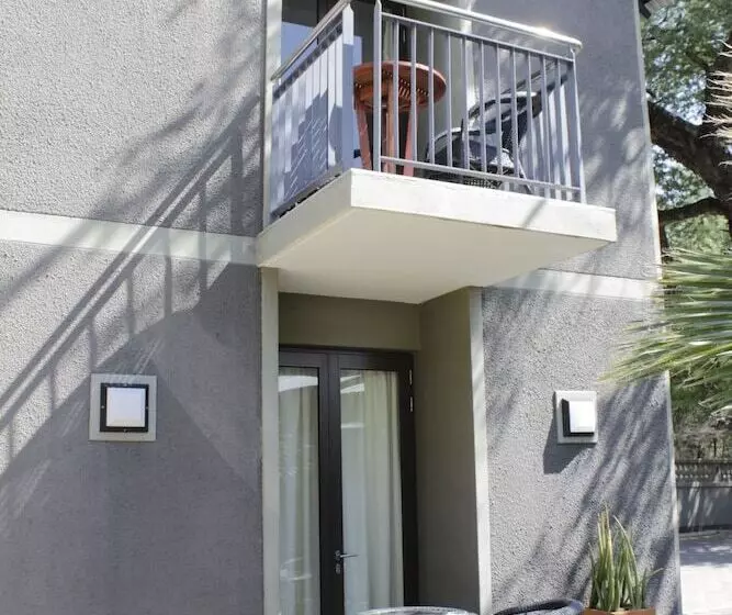 هتل Na’ankusê @ Utopia