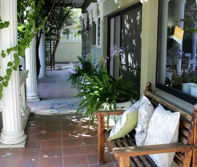 هتل Na’ankusê @ Utopia