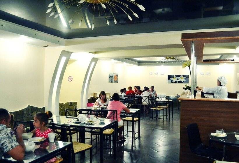 Отель Olivia Vityazevo