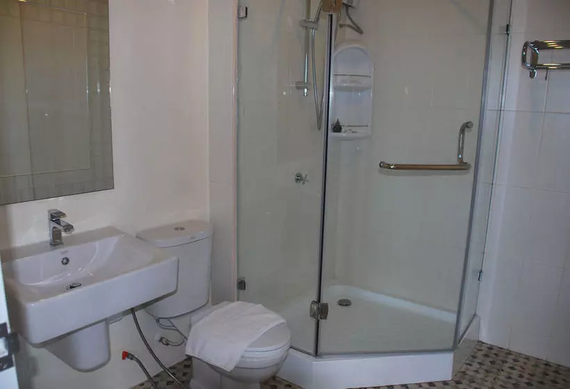 هتل Puktien Cabana Beach Resort And Residence