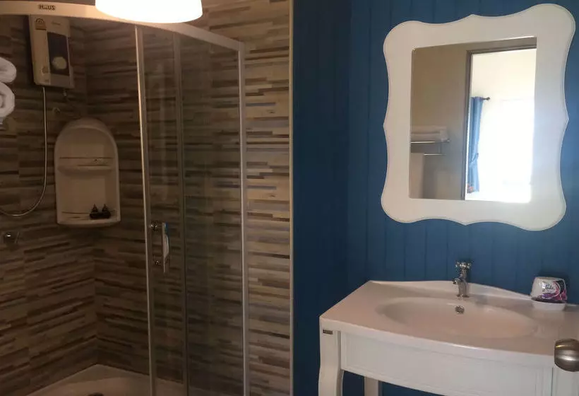 هتل Puktien Cabana Beach Resort And Residence