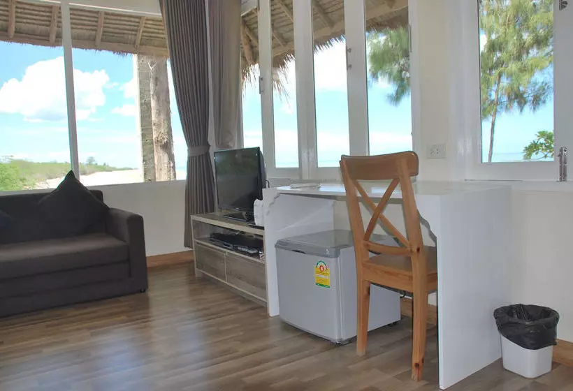 هتل Puktien Cabana Beach Resort And Residence