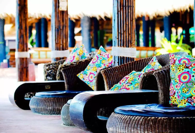 هتل Puktien Cabana Beach Resort And Residence