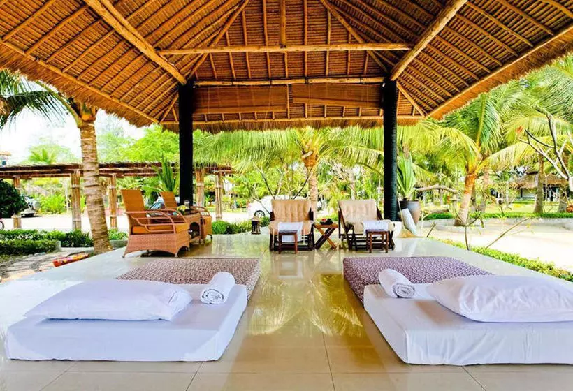 هتل Puktien Cabana Beach Resort And Residence