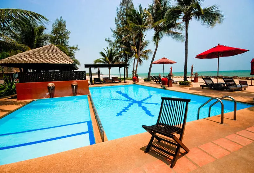 هتل Puktien Cabana Beach Resort And Residence