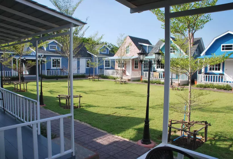 هتل Puktien Cabana Beach Resort And Residence