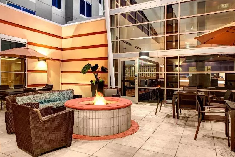 Отель Residence Inn By Marriott Philadelphia Airport