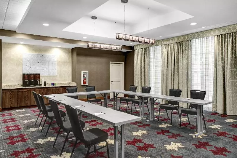Отель Residence Inn By Marriott Philadelphia Airport