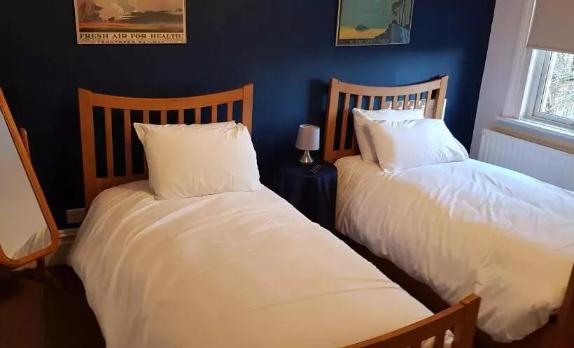 בית מלון כפרי The Weir