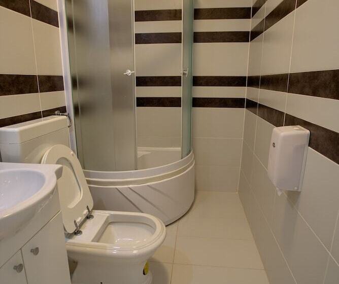 פנסיון Biser Dunava