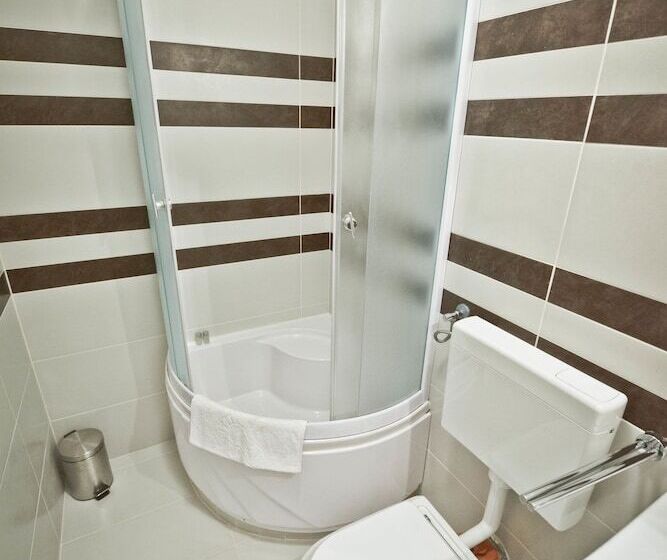 פנסיון Biser Dunava