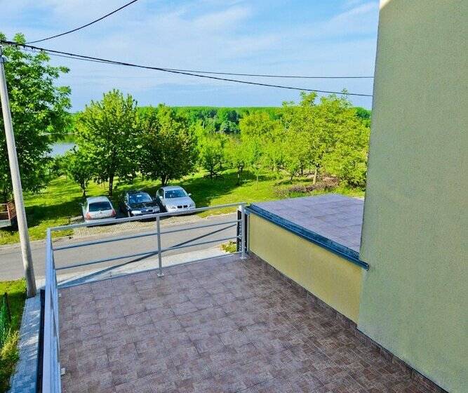 פנסיון Biser Dunava