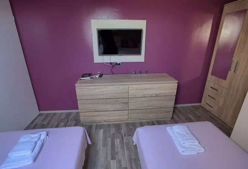 פנסיון Biser Dunava