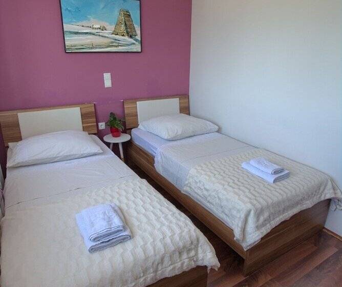 פנסיון Biser Dunava