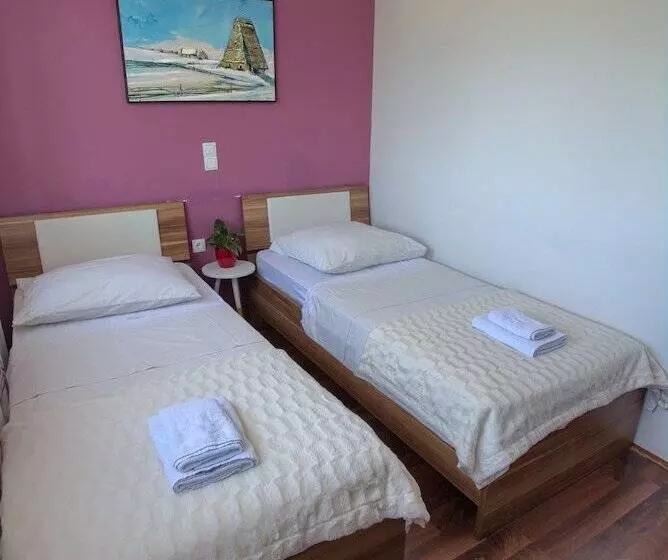 פנסיון Biser Dunava