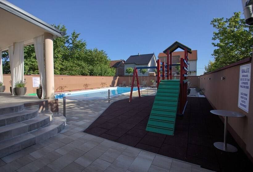 פנסיון Biser Dunava