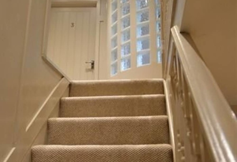 ペンション Number Fifty Townhouse Accommodation