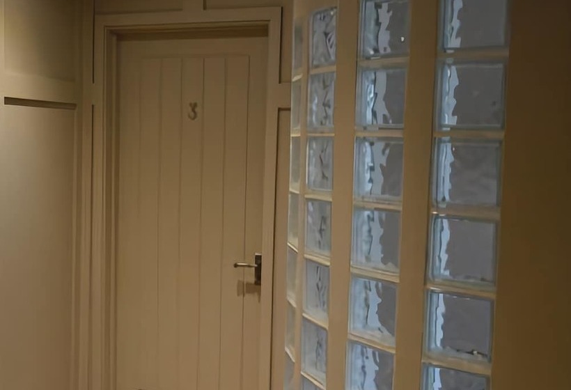 ペンション Number Fifty Townhouse Accommodation