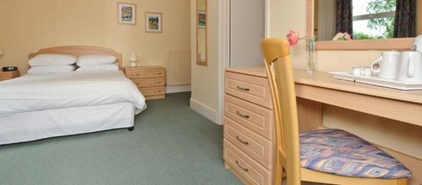 Пансион Nythfa House