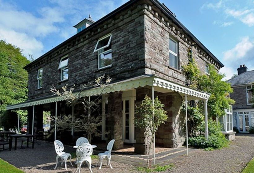 Пансион Nythfa House