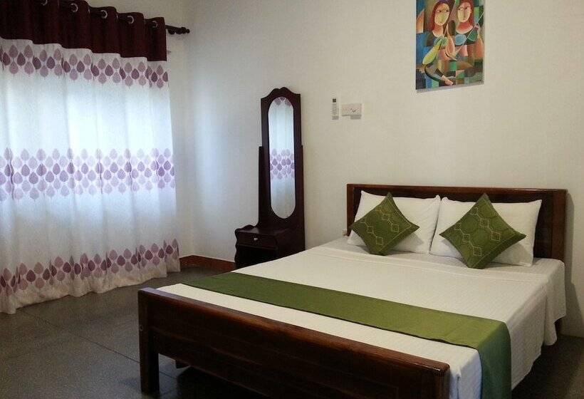 بنسيون Saubagya Inn