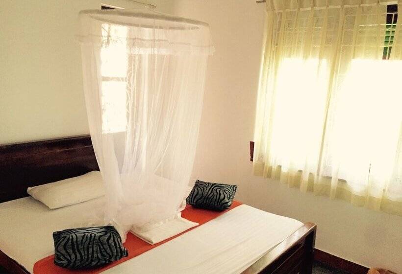 بنسيون Saubagya Inn