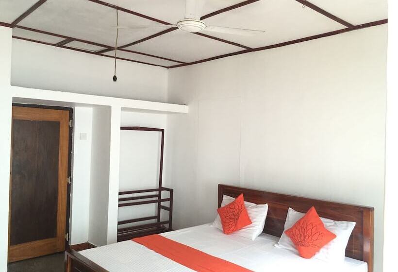 بنسيون Saubagya Inn