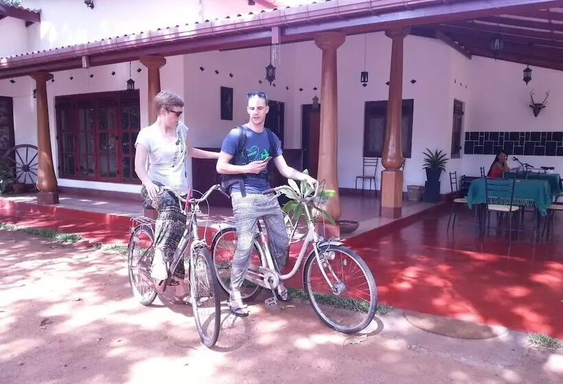 膳宿费 Saubagya Inn