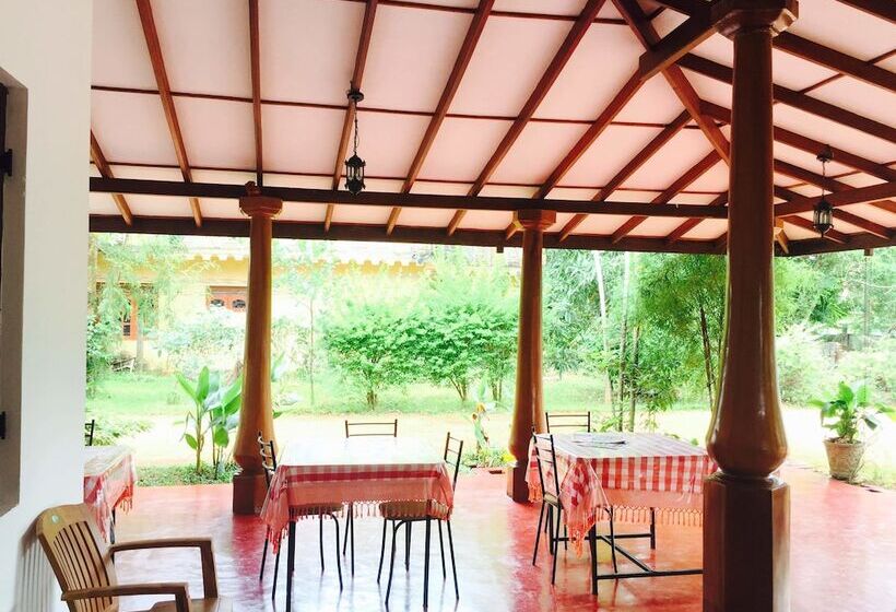 بنسيون Saubagya Inn