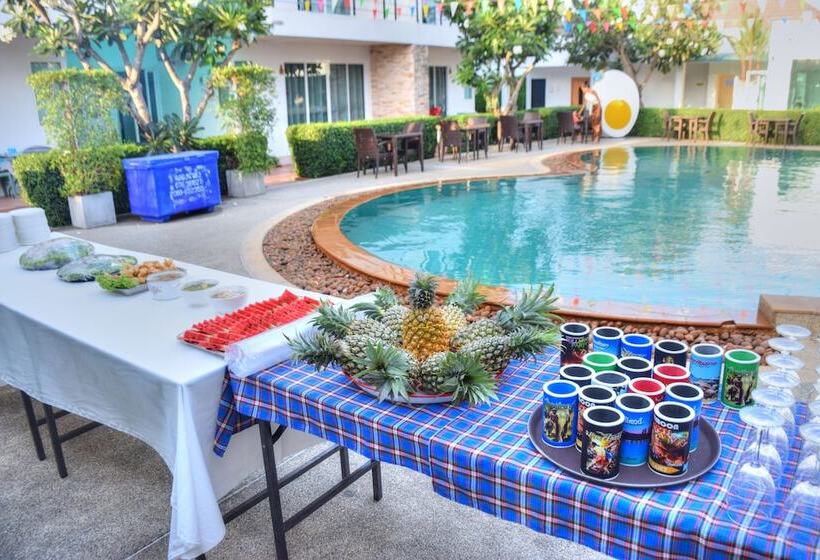 Pool Access 89 At Rawai