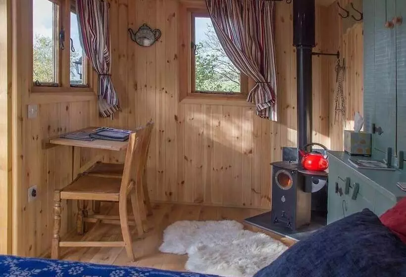 ベッドアンドブレックファースト Siabod Huts