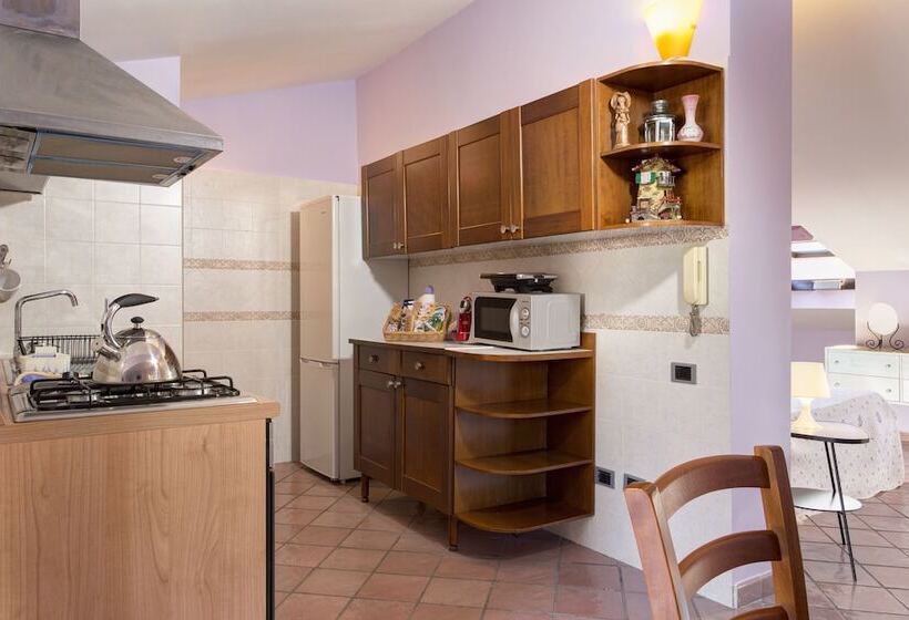 تختخواب و صبحانه Tetto Fiorito