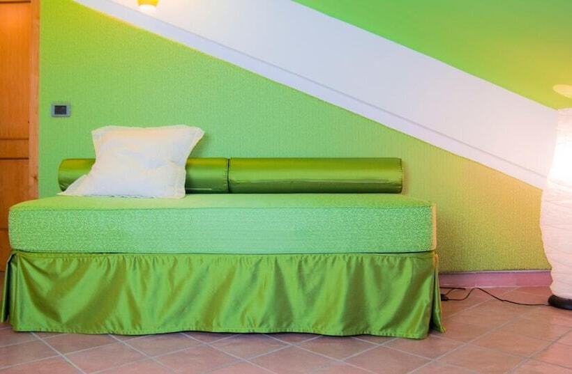 تختخواب و صبحانه Tetto Fiorito