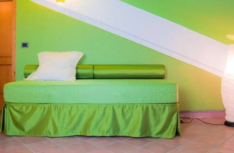 تختخواب و صبحانه Tetto Fiorito